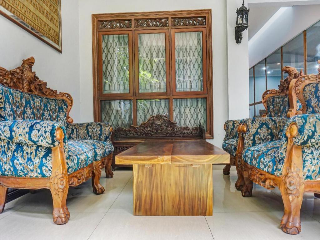 Hotel Super Oyo Capital O 91140 Ayodya Kebon Jeruk Jakarta